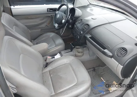 2002 Volkswagen New Beetle Gls z USA, uszkodzony, nr VIN 3VWCK21C62M431984